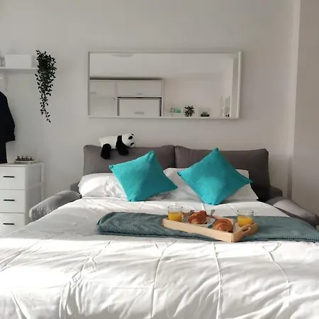 Maika Benalsun Pueblo Evita * Benalmádena