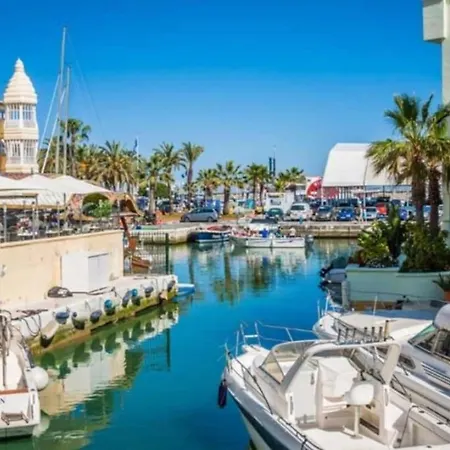 Maika Benalsun Pueblo Evita Apartament