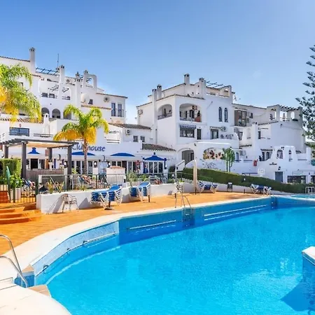 Maika Benalsun Pueblo Evita Apartament